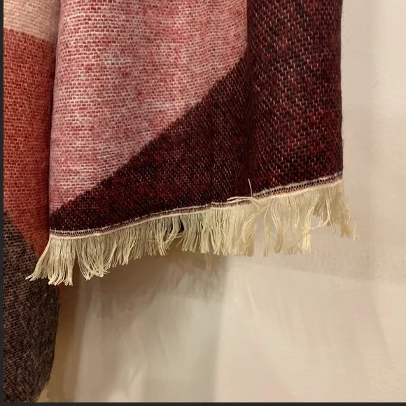 🧣Bizou Rust Rib Scarf - Picture 3 of 4
